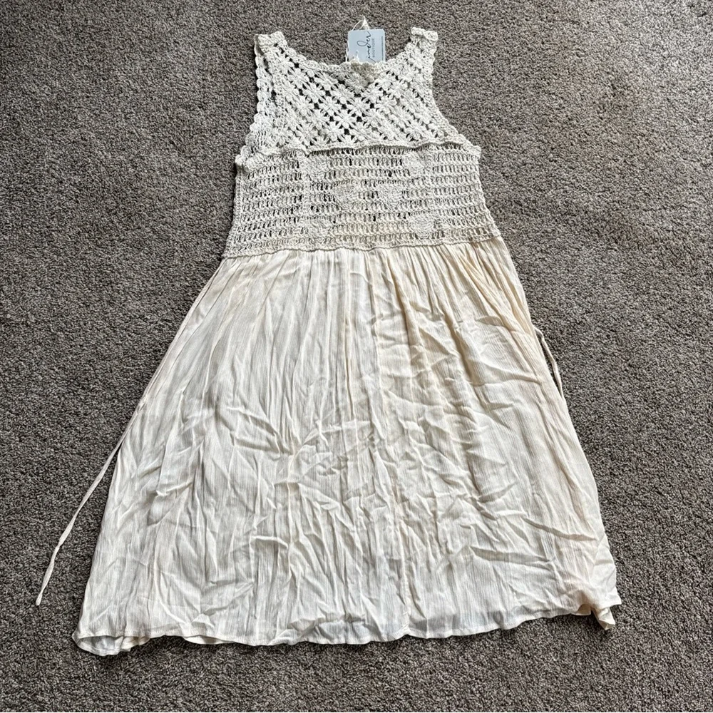 Hem & Thread Women’s Medium Cream Crochet Top Dress - Picture 9 of 13